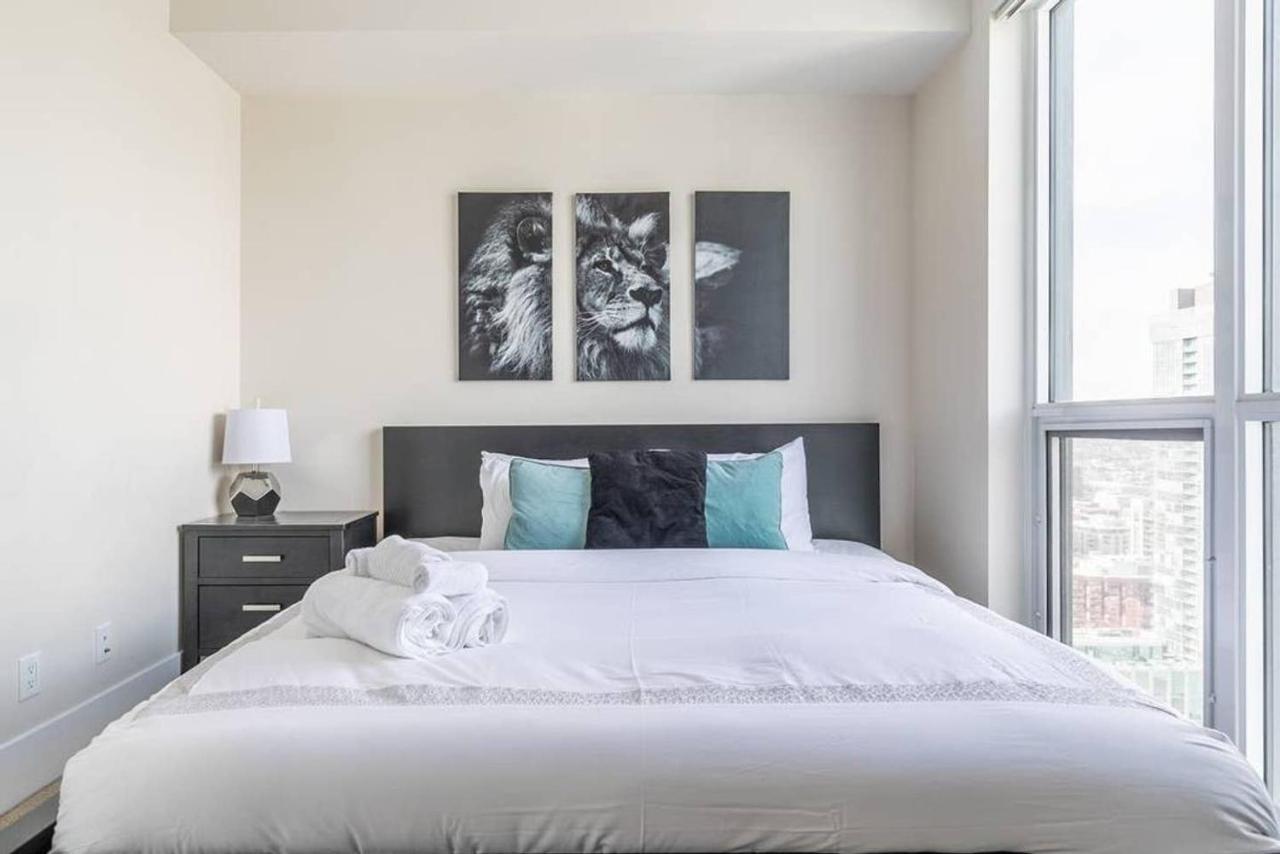 Stunning Views Of Downtown - Luxury High Rise With King Bed! Villa Toronto Eksteriør bilde