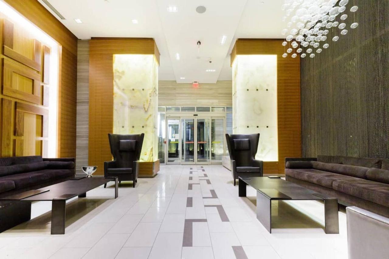 Stunning Views Of Downtown - Luxury High Rise With King Bed! Villa Toronto Eksteriør bilde